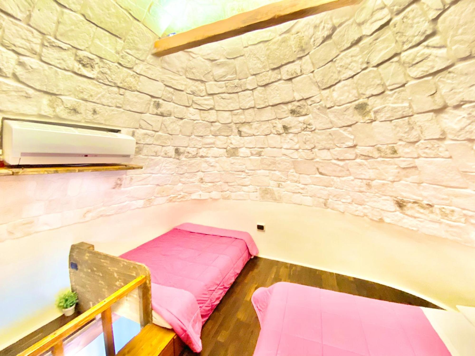 アルベロベッロ Trulli Moonヴィラ 部屋 写真