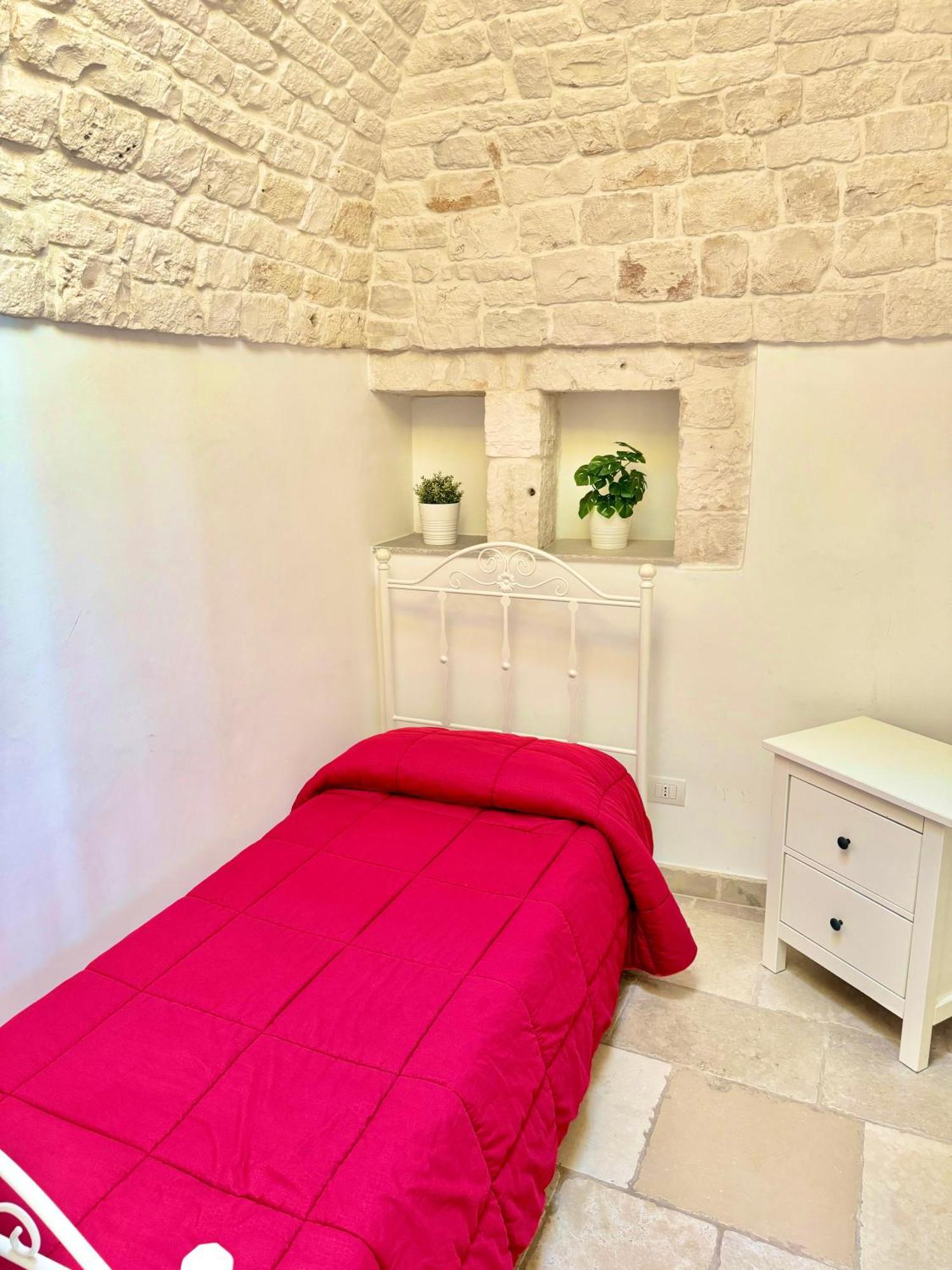アルベロベッロ Trulli Moonヴィラ 部屋 写真