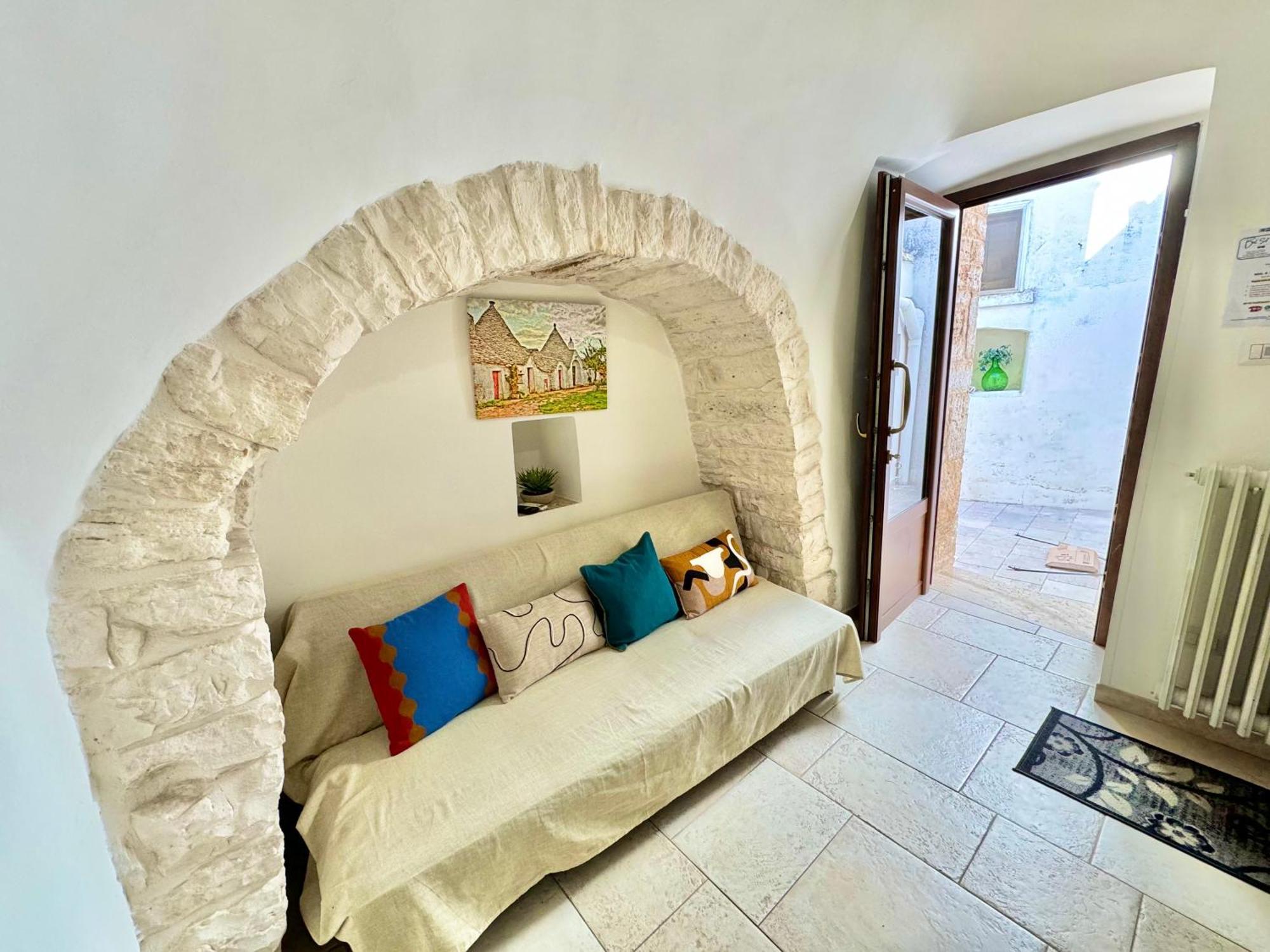 アルベロベッロ Trulli Moonヴィラ 部屋 写真