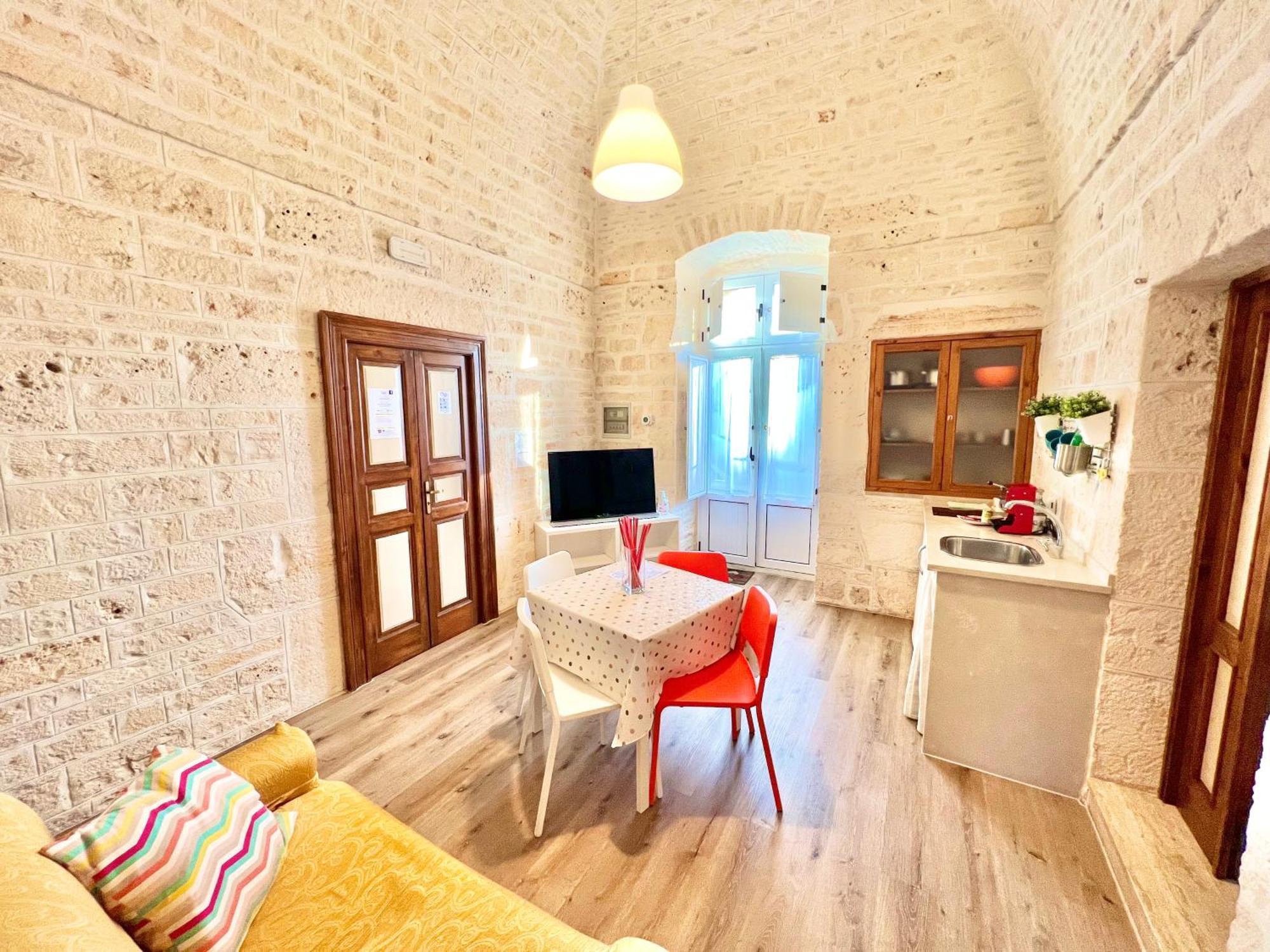 アルベロベッロ Trulli Moonヴィラ 部屋 写真
