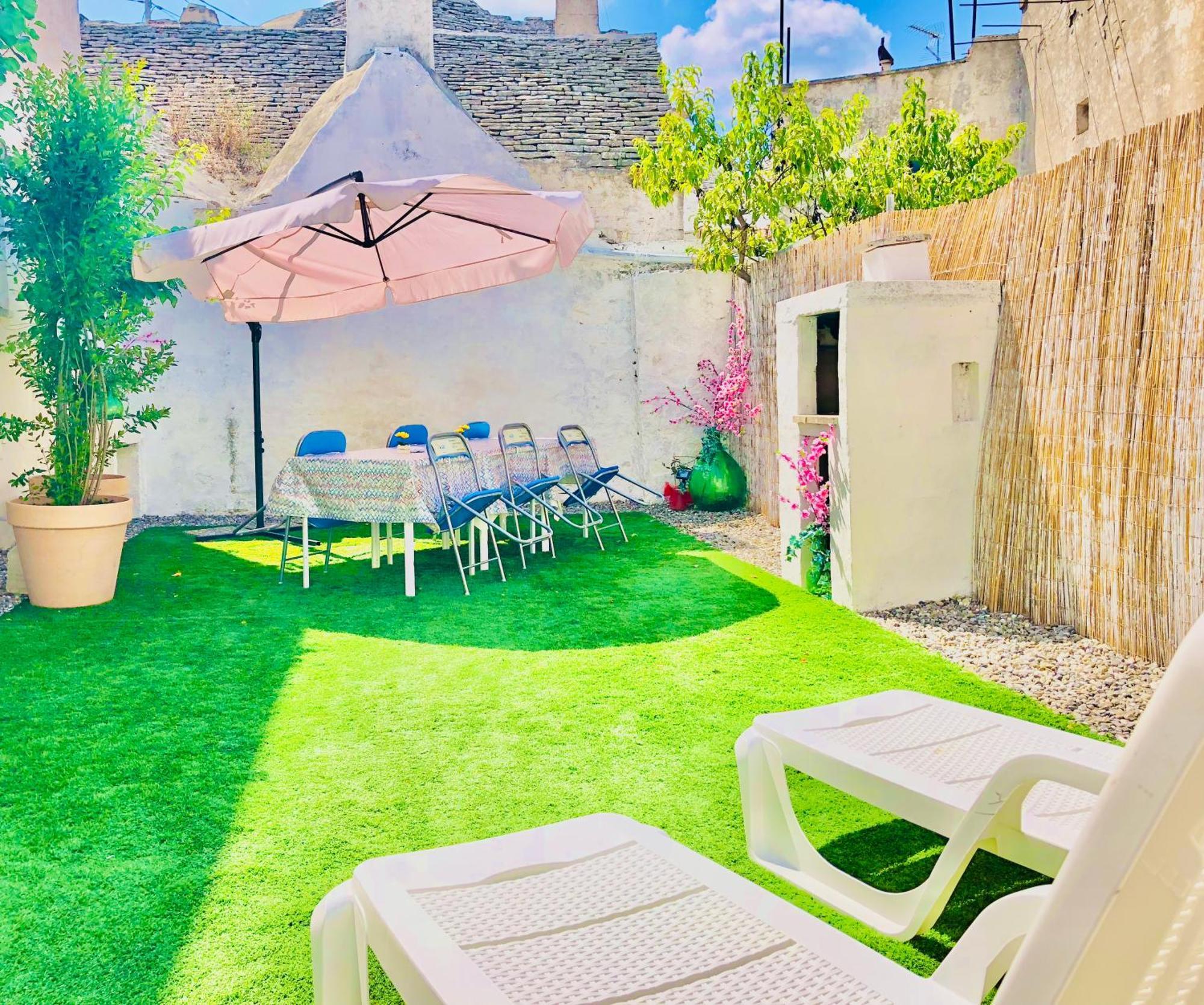 アルベロベッロ Trulli Moonヴィラ 部屋 写真